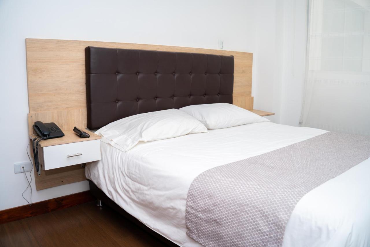 Hotelsuizaapartamentos อิปิอาเลส ภายนอก รูปภาพ